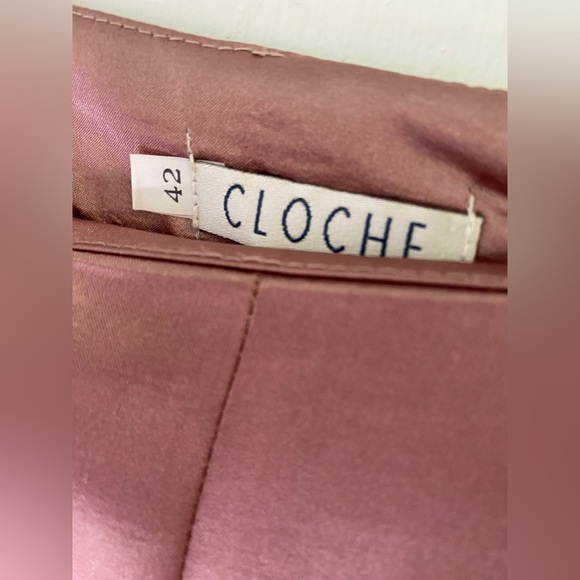 CLOCHE Elegant Satin Midi Skirt in Rose Pink - Picture 4 of 9